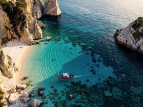 Geheimtipps am Tyrrhenischen Meer: Entdecke Italiens verborgene Küstenschätze