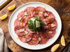 Carpaccio di Manzo: Zeitloser Genuss und kulinarische Evolution