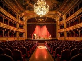 Italiens Opernhäuser: Ein Fest für die Sinne – Aktuelle Einblicke und Meisterwerke