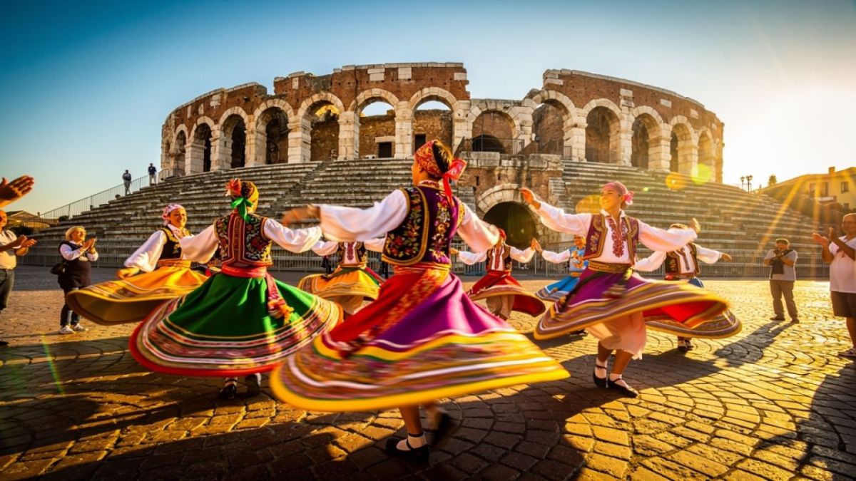 Tarantella und Volkstänze: Ein Wirbelwind aus Leidenschaft und Tradition